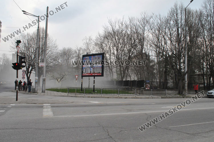 Започна разрушаването на бившата казарма край улица „Дунав“