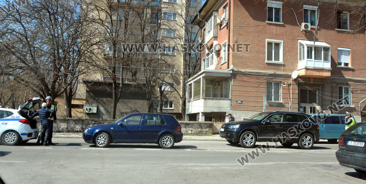 Водач пострада при катастрофа до „Лебеда“ 