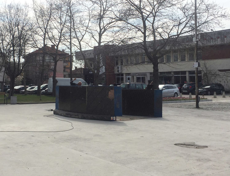 Ремонтираха скейт рампата на Ямача