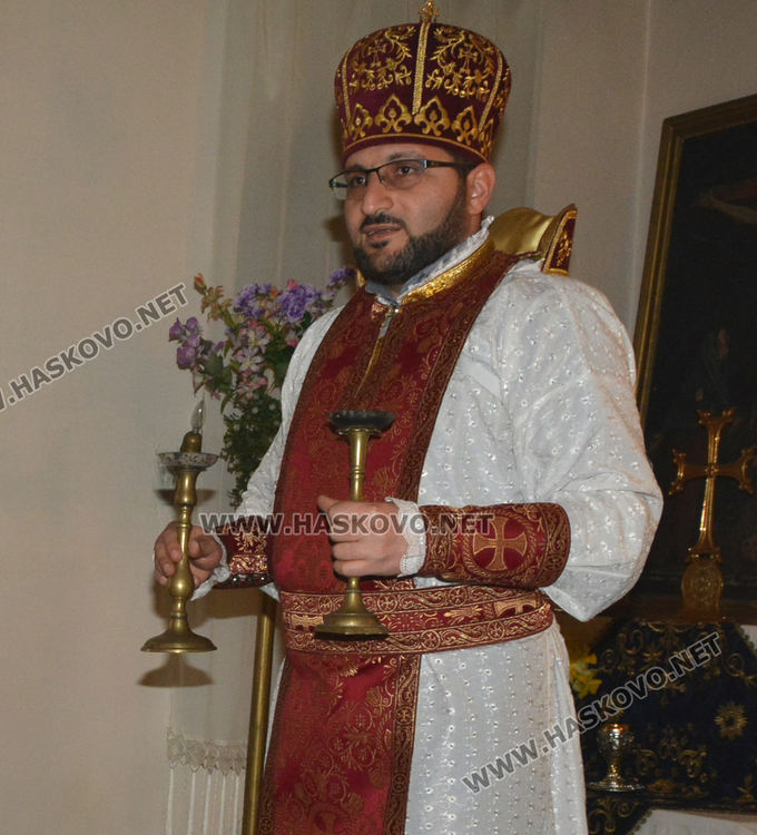 Хасковските арменци празнуват началото на Великденските празници 