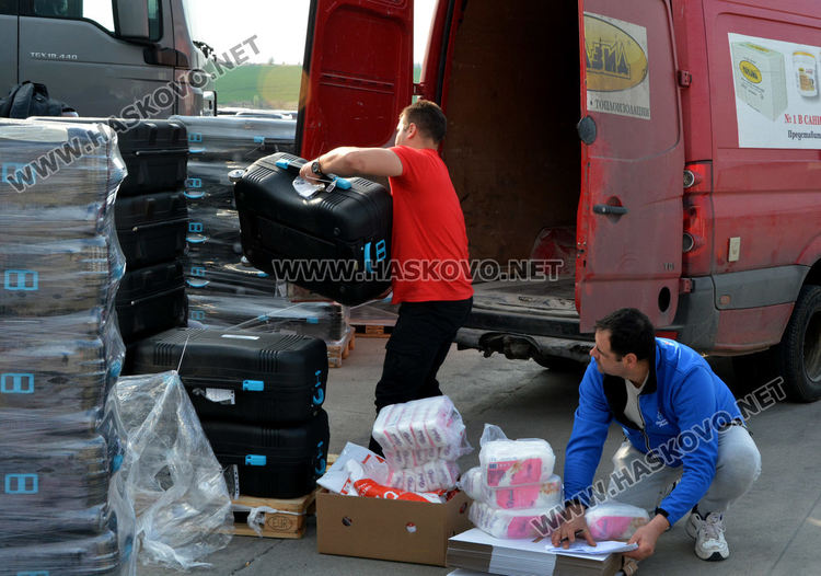 Пристигнаха 347 машини за гласуване в Хасковско