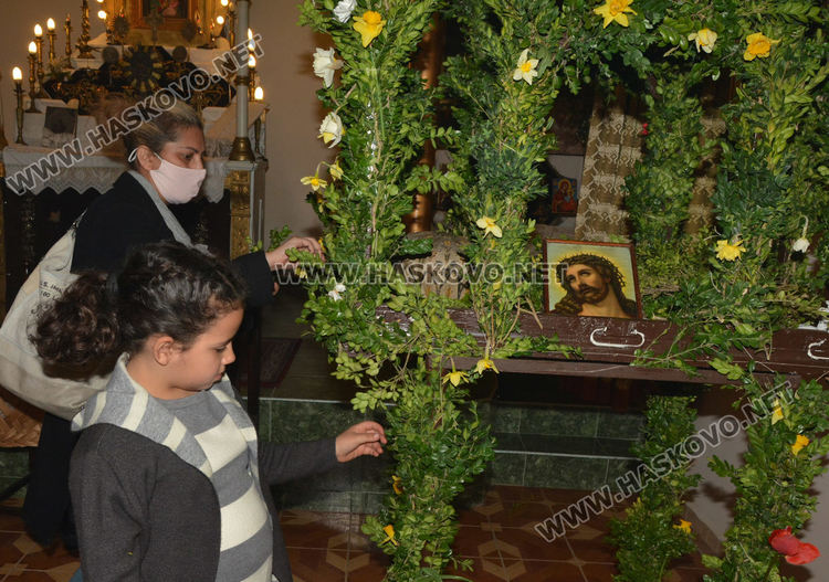 Хасковските арменци празнуват началото на Великденските празници 