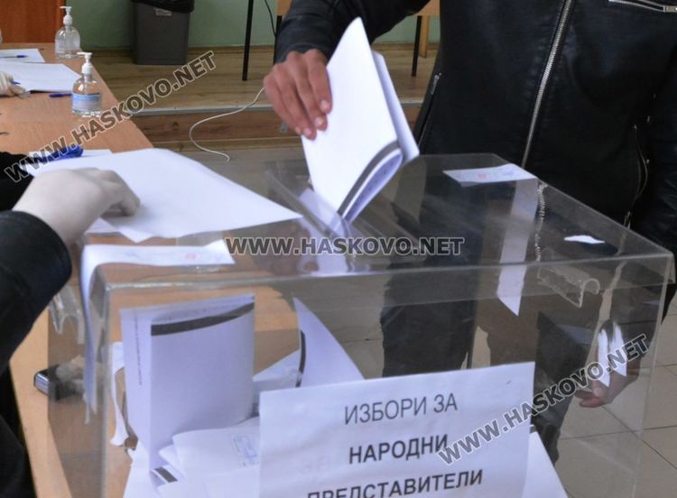 Сигнализираха за отваряне на бюлетини в Боян Ботево