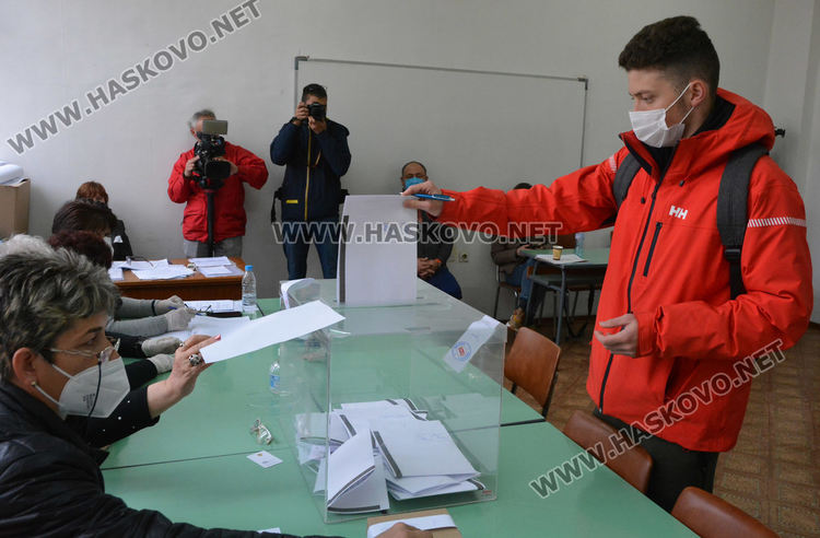 8,66% е избирателната активност в Хасковско към 10 часа