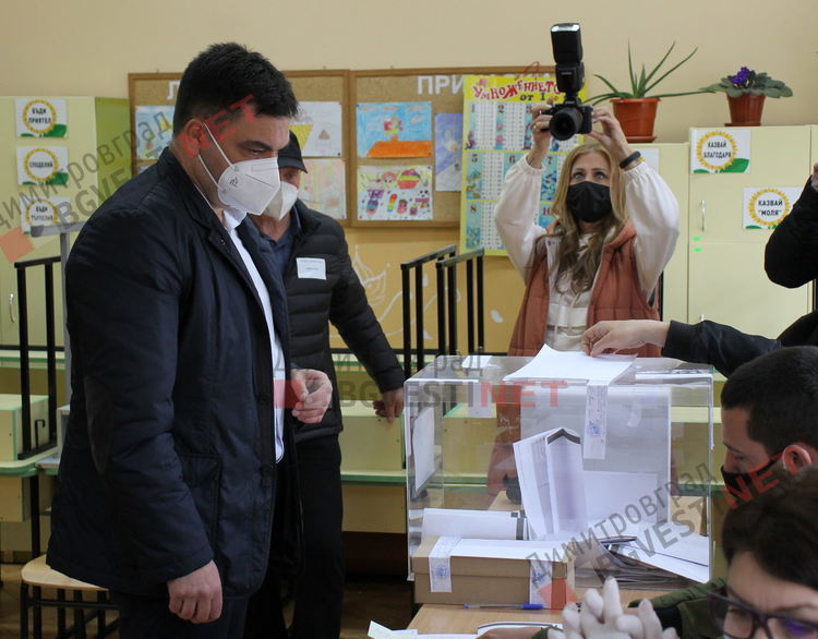 Иво Димов: гласувах да продължим да надграждаме постигнатото на национално, областно и местно ниво