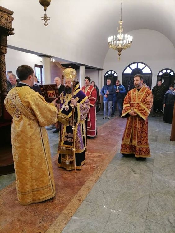 Неделя Кръстопоклонна на Кръстова гора