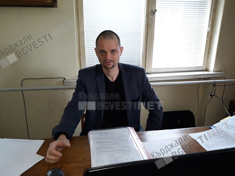 Петър Захариев