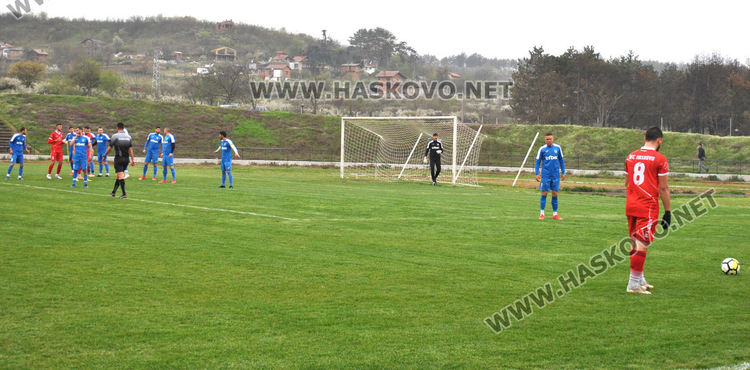 Без голове в мача между ОФК „Хасково“ и „Гигант“