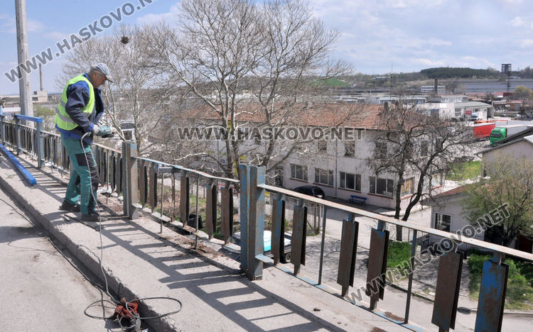 Започна ремонт на надлеза до жп гарата в Хасково
