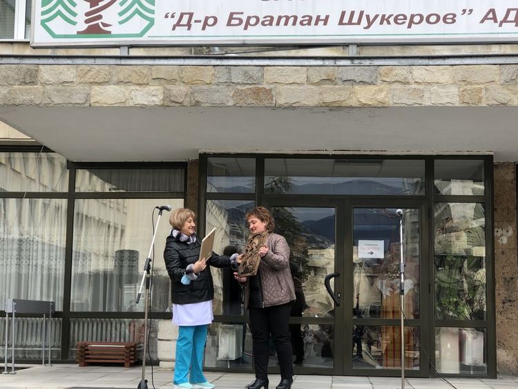 Областният управител изрази своята лична и институционална благодарност към лекарите и всички здравни работници