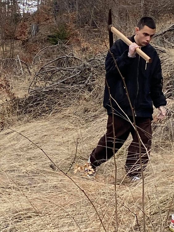 Младежи залесиха 200 фиданки, предоставени от "Гората.бг"