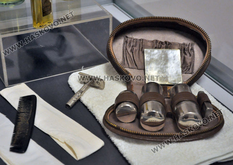 Как се тича под бойна тревога с въшкарник, цинти, автомат и шницел в джоба