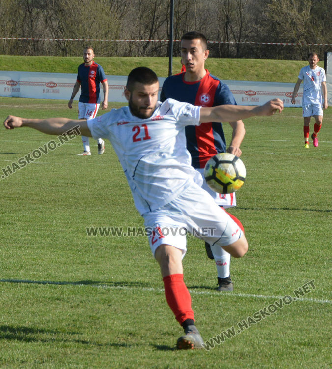 „Извор“ направи равен с Хасково  