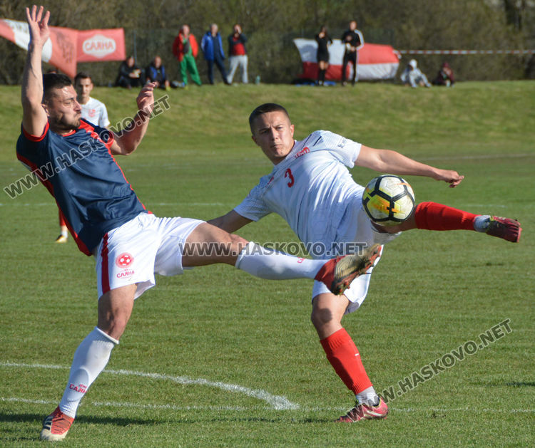 „Извор“ направи равен с Хасково  