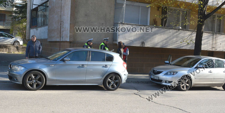 Мазда се заби в БМВ на кръстовището на „Раковски“ и „Дунав“