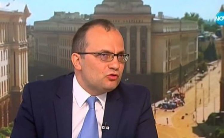 Голямата цел е да излезем от кръга на бедността