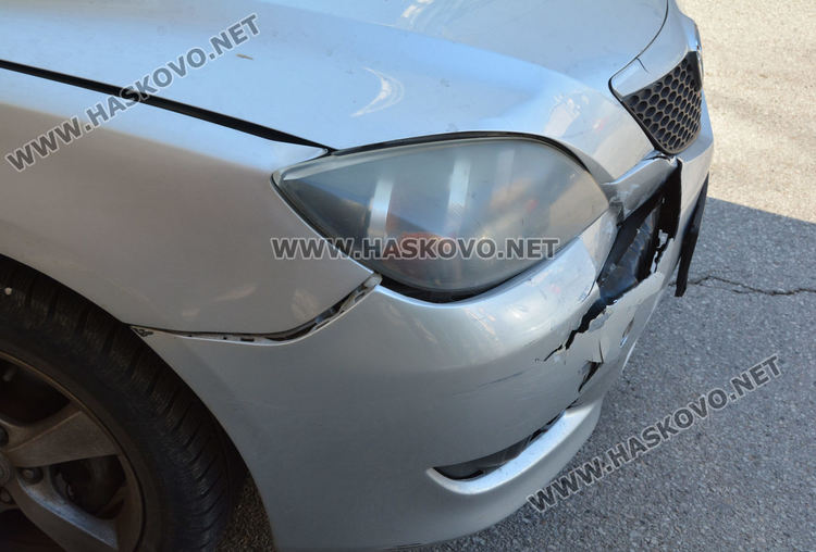 Мазда се заби в БМВ на кръстовището на „Раковски“ и „Дунав“