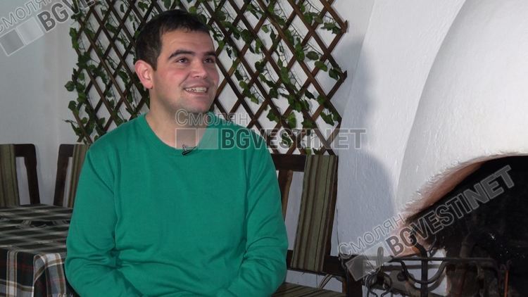 Тази вечер в "ОТ МЕРАК" ви срещаме с ангелския глас на ФА "Родопа" - Фидан Меров