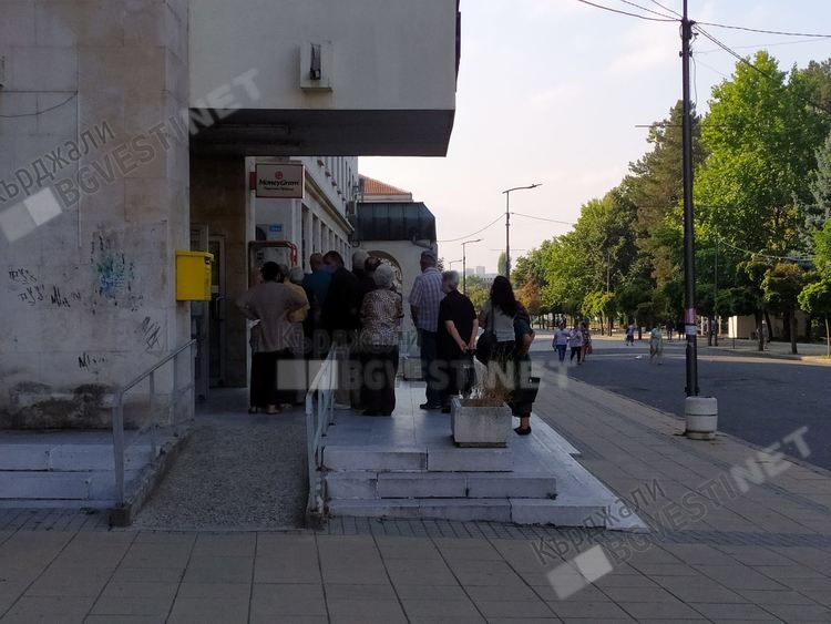 Изплащат годишната финансова подкрепа на пенсионерите от 19 до 26 април,в областта право имат 11 000 души