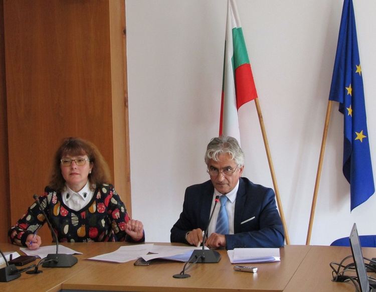 С държавно финансиране ще се осигури работа за шест месеца на 90 лица в областта