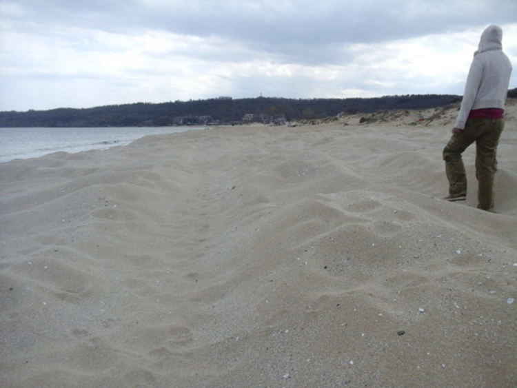 Очевидно е - дюни на къмпинг "Смокиня" са унищожени