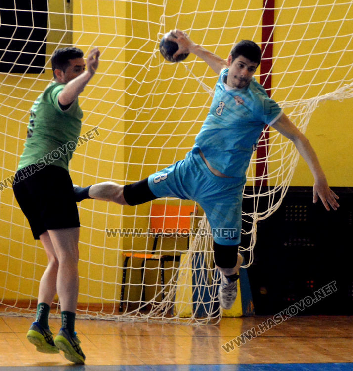 Хандбалистите на &bdquo;Асти&rdquo; загубиха от &bdquo;Пирин&rdquo; с 22:35