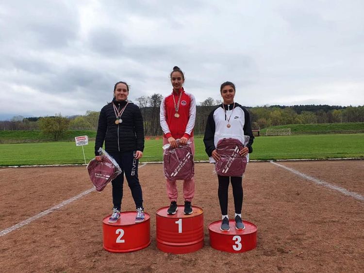 Петима състезатели на „Атлетик” с медали от турнир по лека атлетика