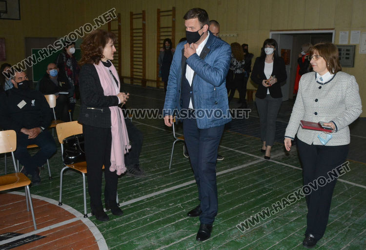 8 отбора в надпревара „Най-добър млад автомонтьор и водач на МПС“ в Хасково