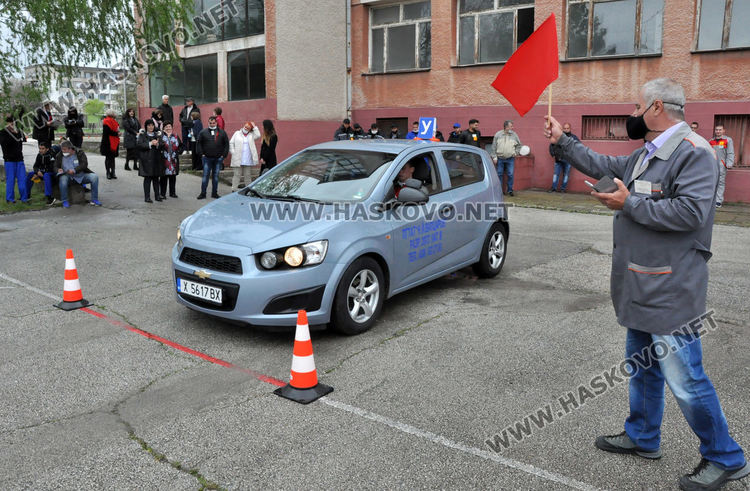 8 отбора в надпревара „Най-добър млад автомонтьор и водач на МПС“ в Хасково