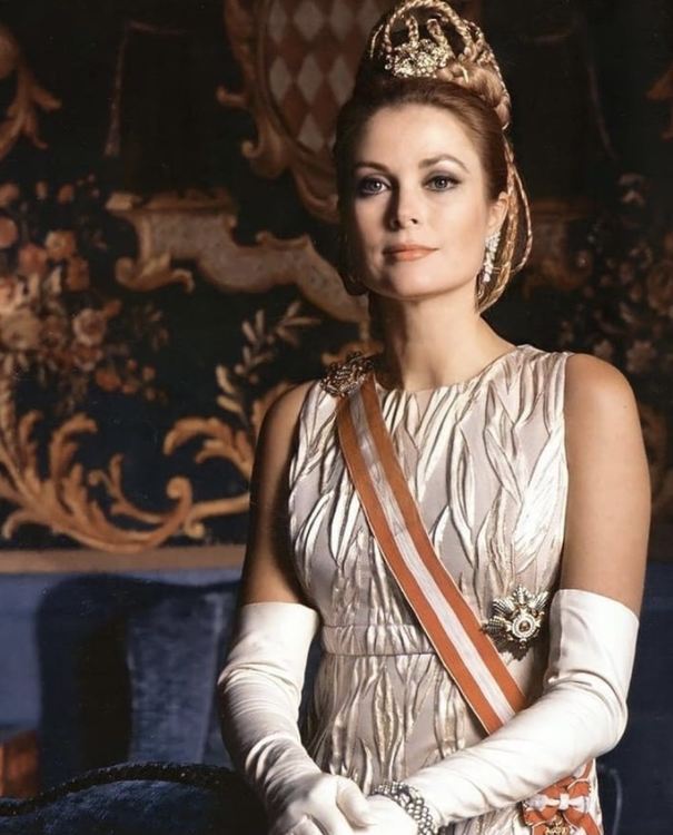 Грейс Кели - необичайната любовна приказка на една нетипична принцеса