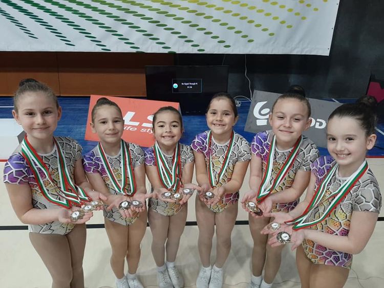 Трима състезатели на „Мега спорт“ ще участват в Световното по аеробика