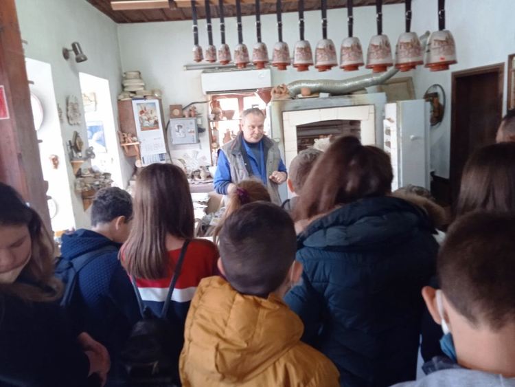 Историята &bdquo;оживява&ldquo; в заниманията на ученици от Златоград в Етнографския ареален комплекс