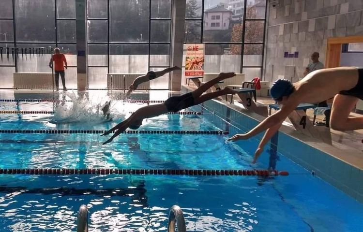 Отварят плувния басейн и спортната площадка в Смолян