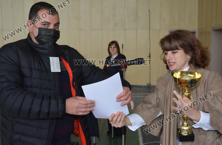 Отборът на ПГТАТ-Хасково е шампион в състезанието &bdquo;Най-добър млад автомонтьор и водач на МПС&ldquo;