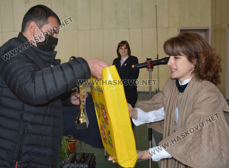 Отборът на ПГТАТ-Хасково е шампион в състезанието &bdquo;Най-добър млад автомонтьор и водач на МПС&ldquo;
