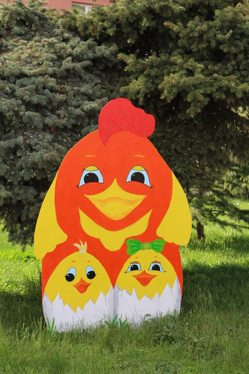 Центърът на Любимец отново с великденска украса 