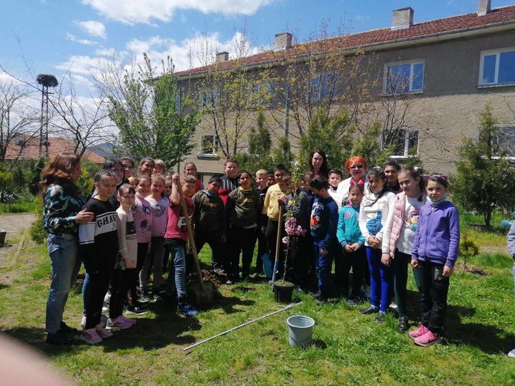 Екоинициативи в Деня на Земята