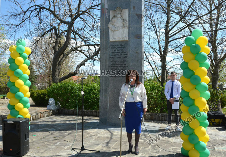 Царската гимназия в Хасково посреща най-добрите гимназисти строители от Южна България