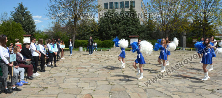 Царската гимназия в Хасково посреща най-добрите гимназисти строители от Южна България