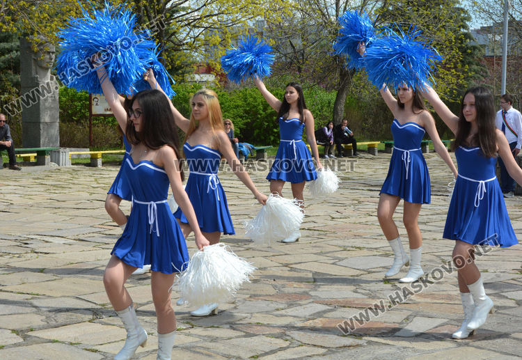 Царската гимназия в Хасково посреща най-добрите гимназисти строители от Южна България