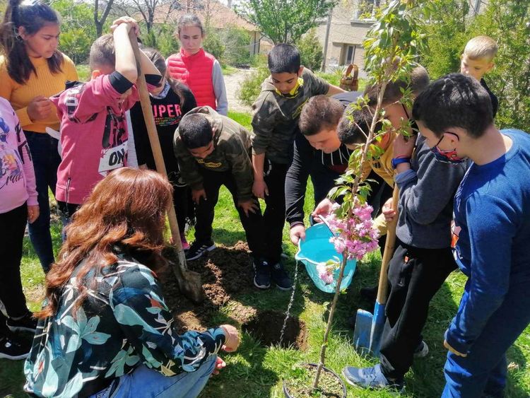 Екоинициативи в Деня на Земята