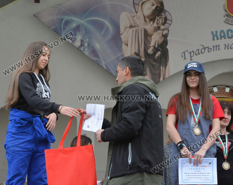 Анелия Петрова ще представя Хасково на Националното състезание „Най-добър млад строител“