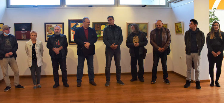 Хасковските художници подредиха изложба за Деня на Харманли