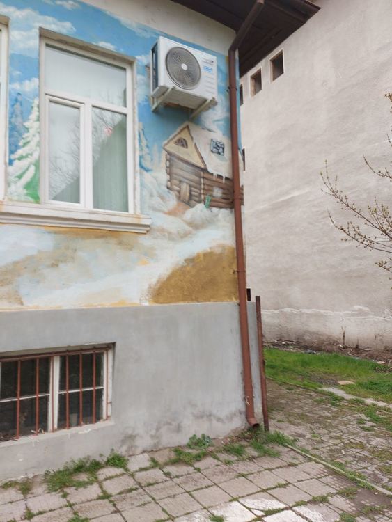 В Искра отбелязаха патронния празник на училището си