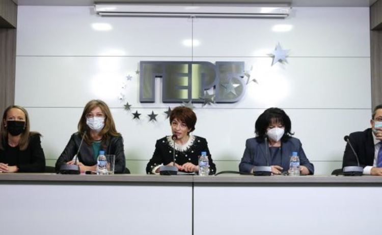 ГЕРБ иска оставката на Манолова като председател на Комисията по ревизията