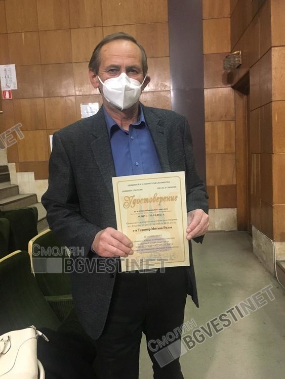 Заседанието на Общинския съвет в Смолян започна с клетва на нов съветник