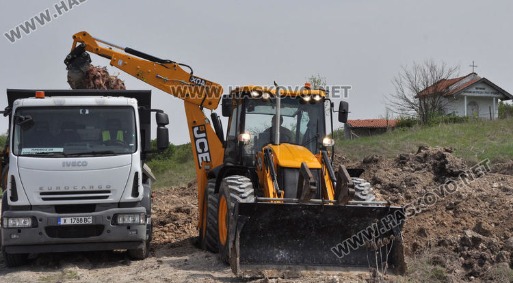 Изровиха загробените с Инфлуенца кокошки край Малево