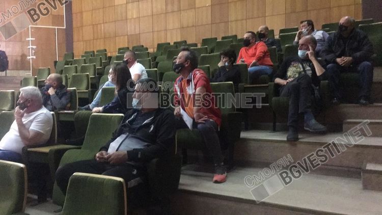 Общинският съвет отказа увеличение в цените на таксиметровите услуги в Смолян