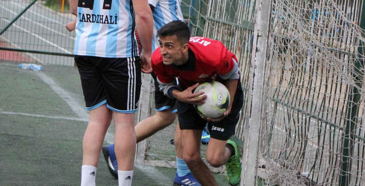 Голям хъс пред гола в Купата на Лигата,но само половината отбори се разписаха