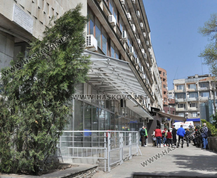 Опашка пред НАП дни преди края за деклариране на доходите